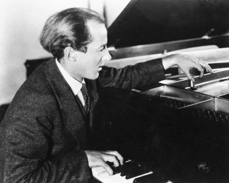 Henry Cowell